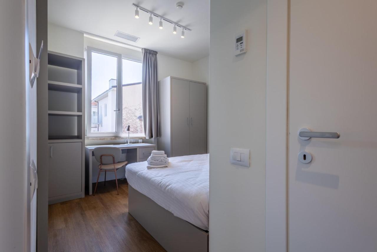 Il Santo Hostel *